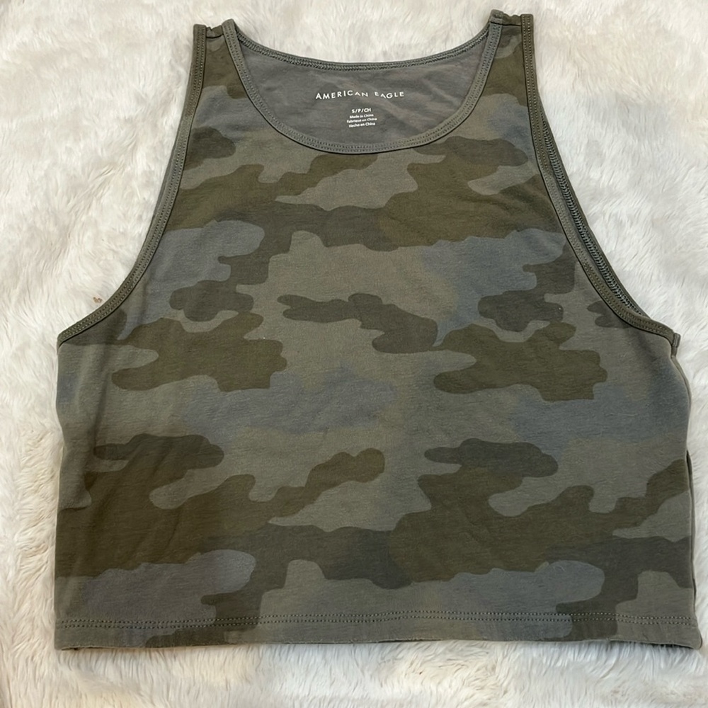 Camo tank top!!